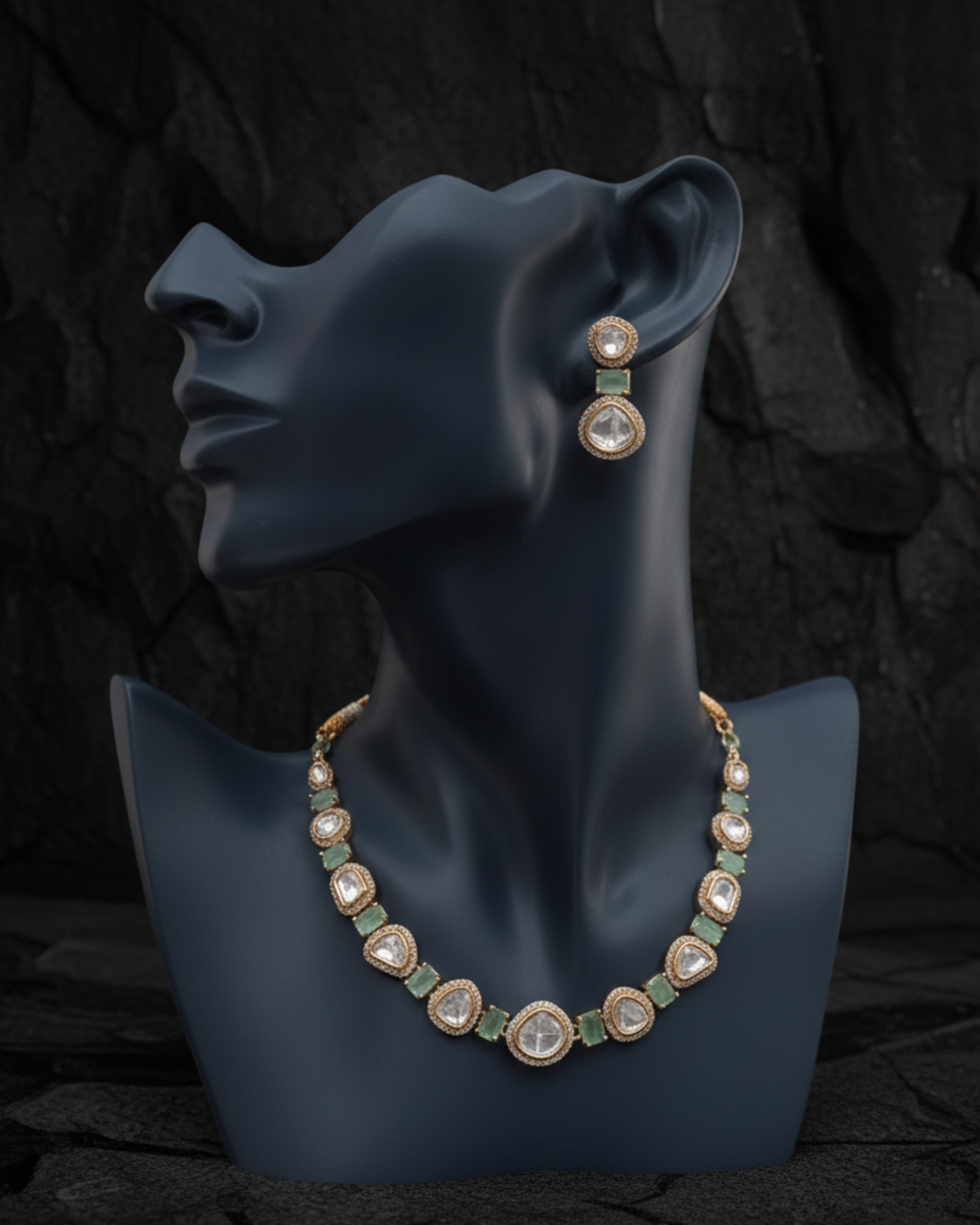 Niyara Charm Necklace Set