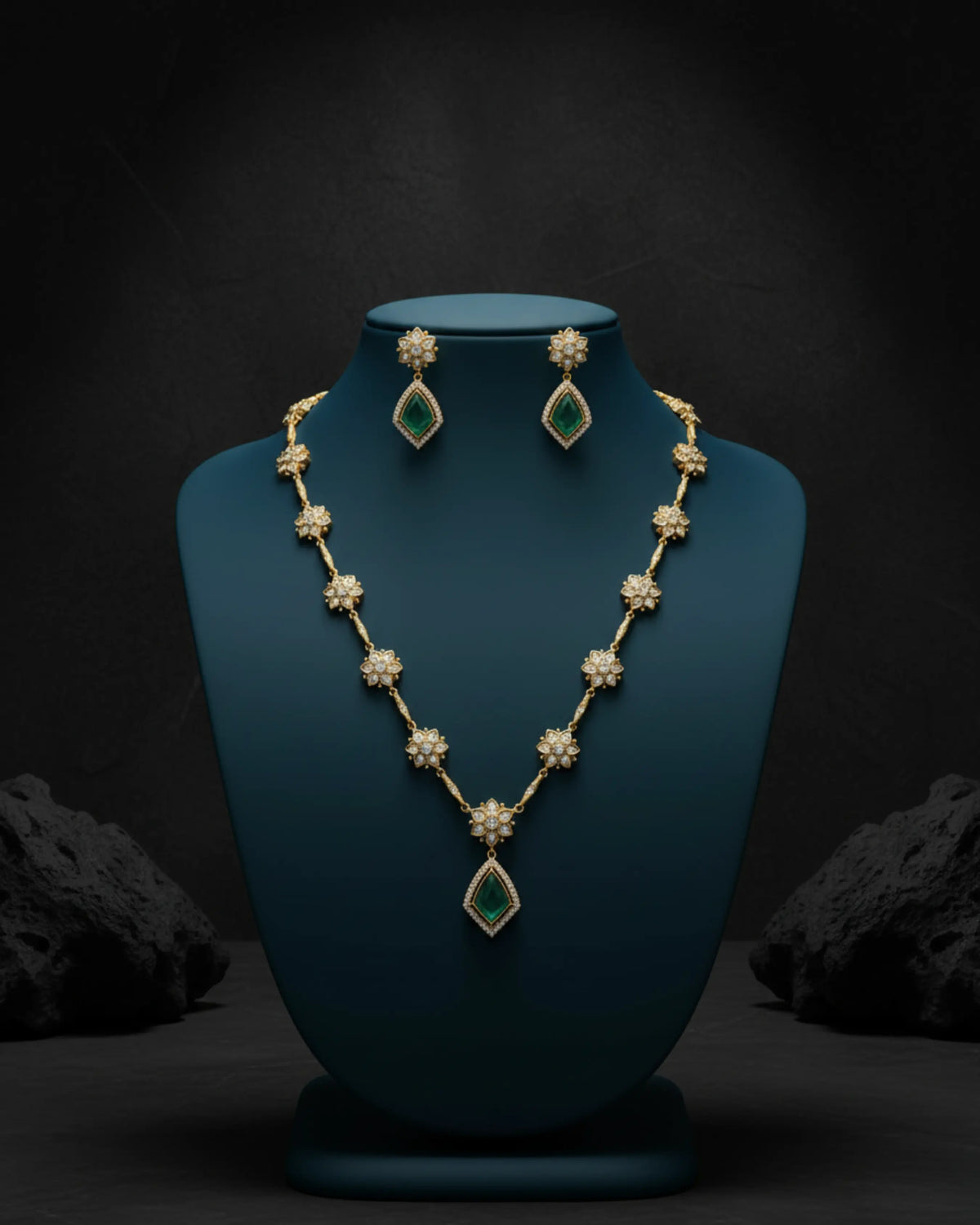 Iraa Floral Grace Necklace Set Zestro