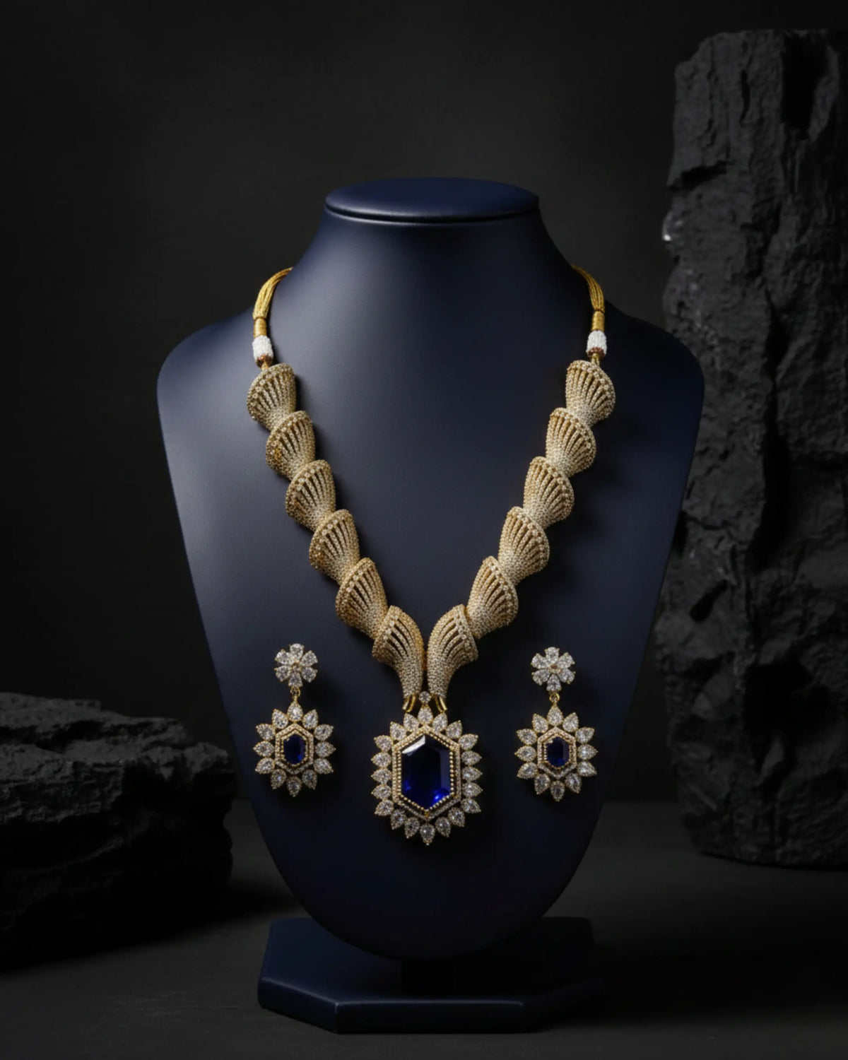 The Cone Cascade Statement Set Zestro