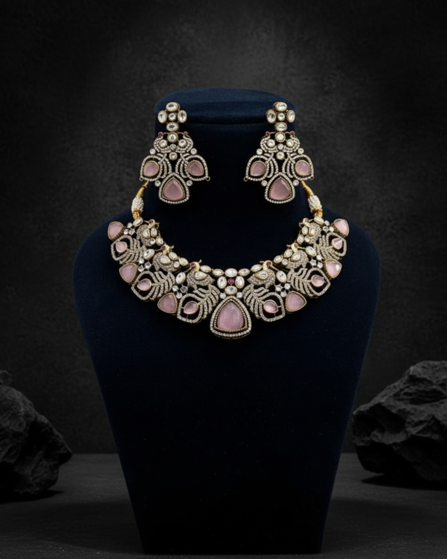 Vanshika Heirloom Set