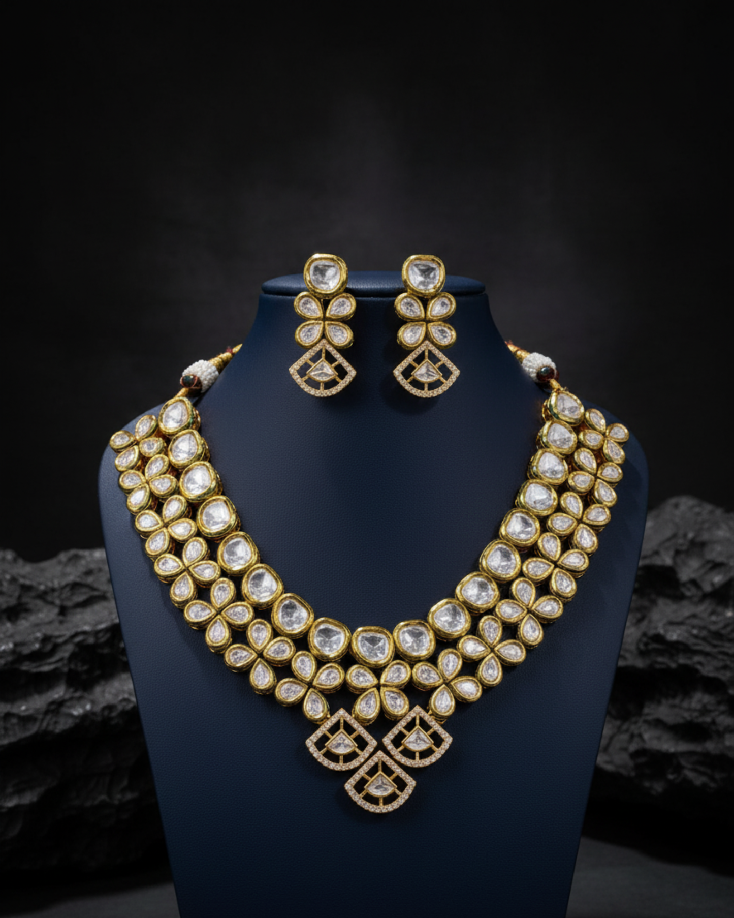 Aaradhya Kundan Necklace Set
