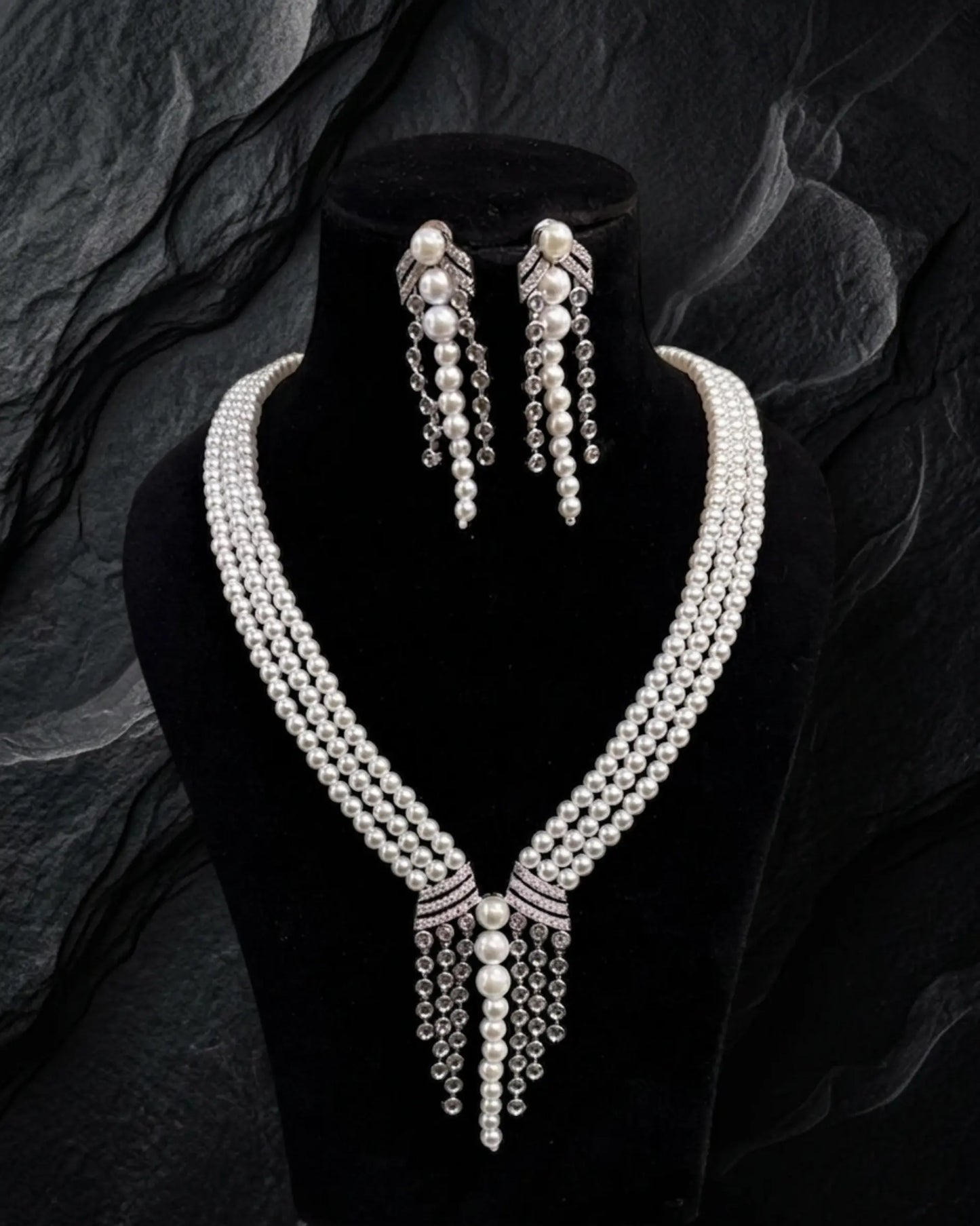 Adorn Pearl Cascade Set Zestro