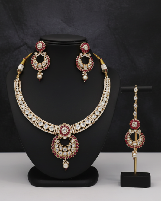 Chandbali Kundan Set with Maang Tikka