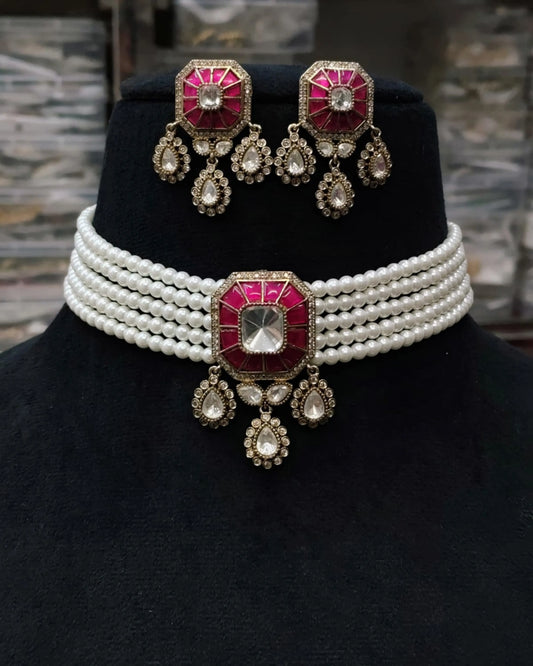 Divy Choker Set Zestro