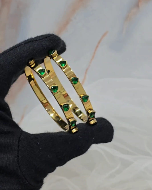 Emerald Heart Bracelet Zestro