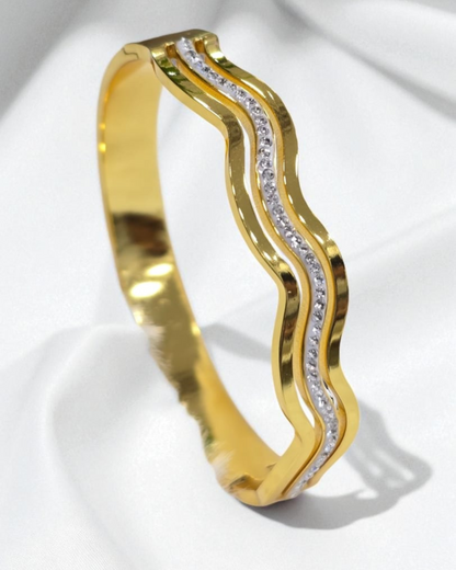 Glow Curve Bracelet
