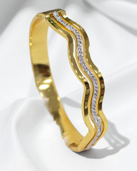 Glow Curve Bracelet
