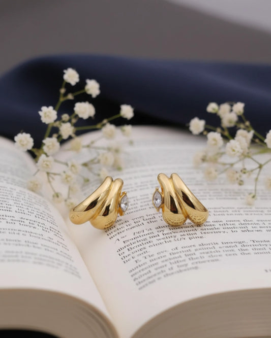 Golden Swirl Studs Zestro