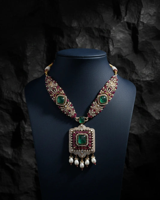 Maharaja Crest Necklace Set Zestro