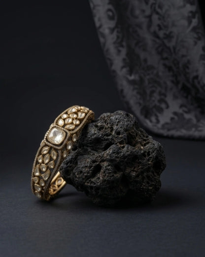 Noorika Moissanite Kundan Bracelet Zestro