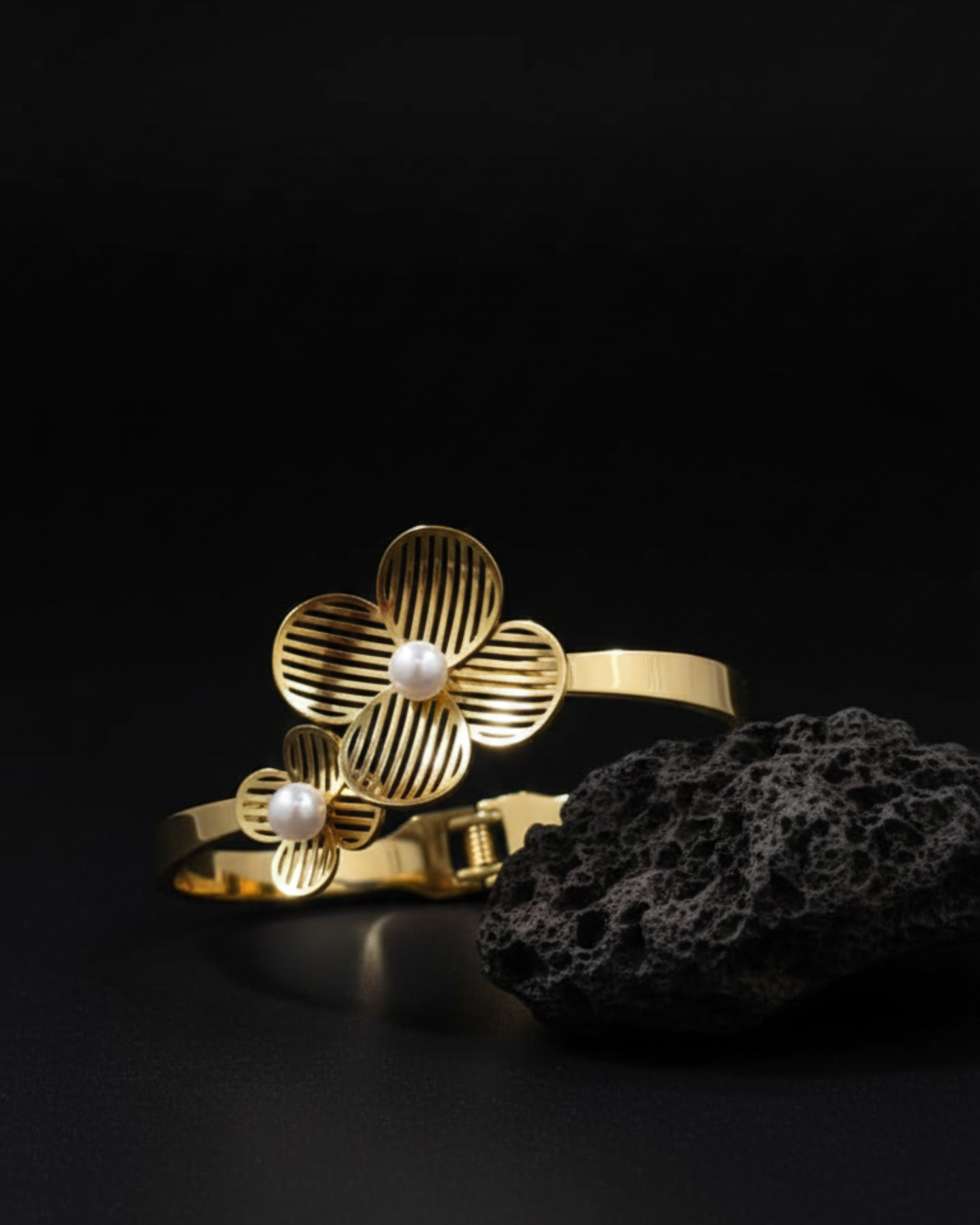 Pearl Petaline Bloom Bracelet