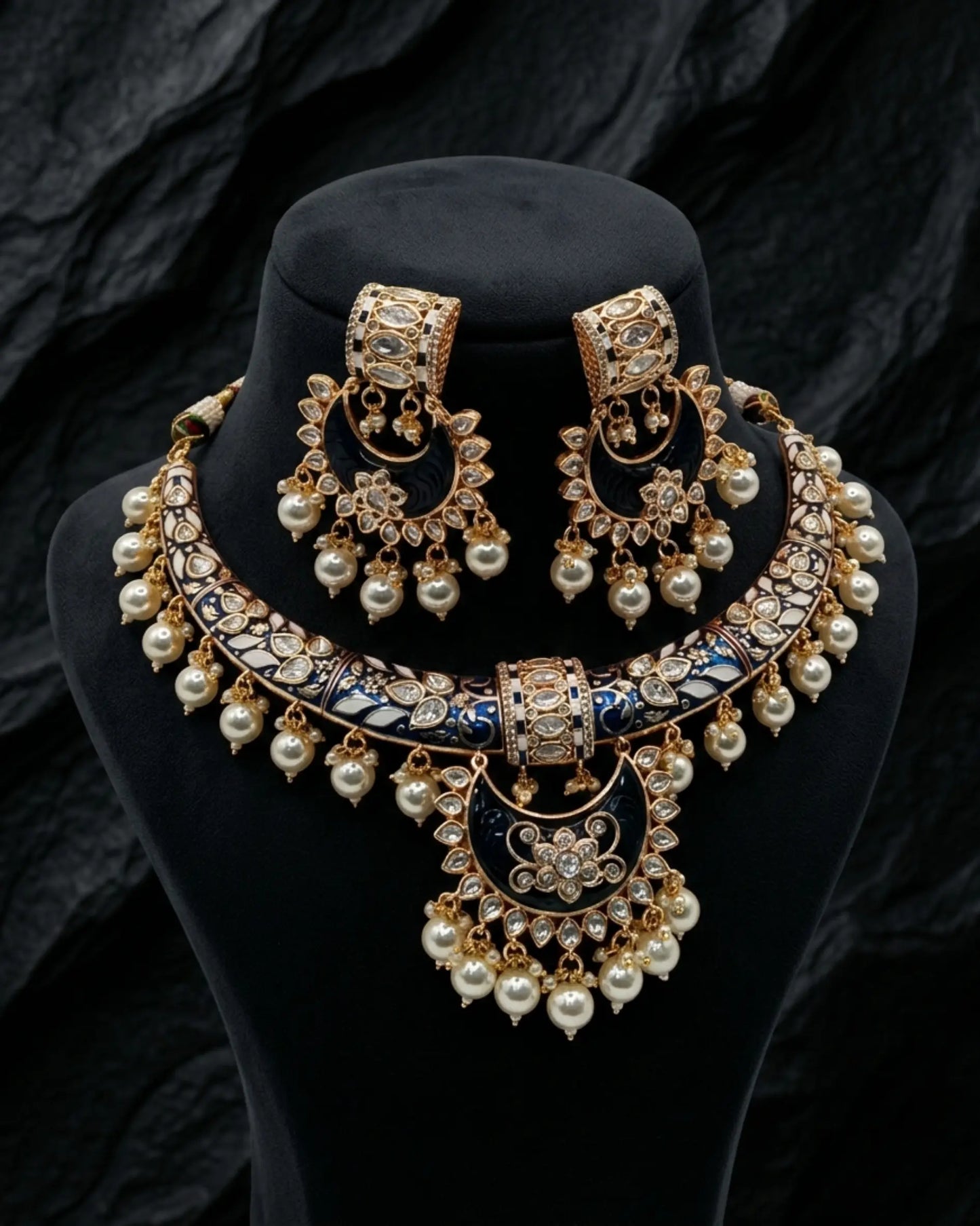 Royal Crescent Pearl Necklace Set Zestro