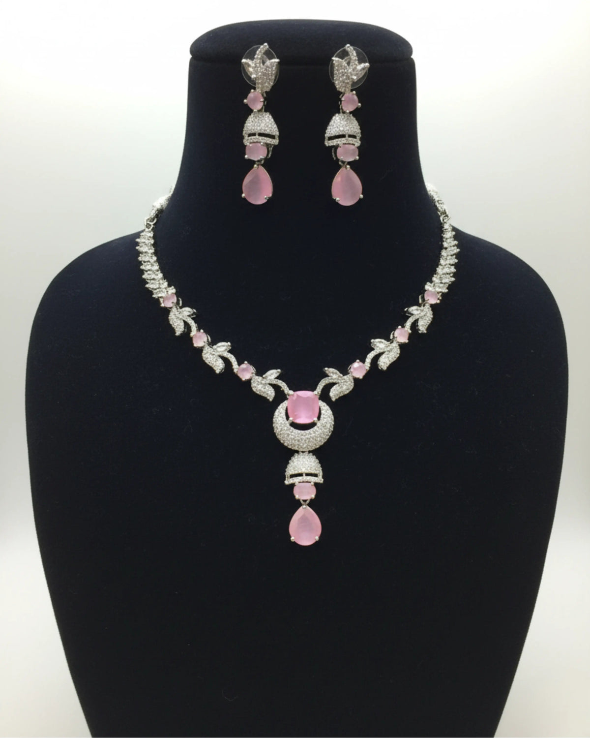 Symphony Gold Jewellery Set Earrings Necklace Zestro
