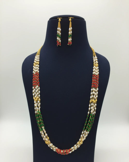 Tricolour Pearl Mala Zestro
