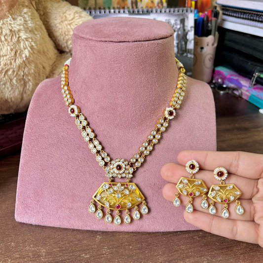 Vamika Set