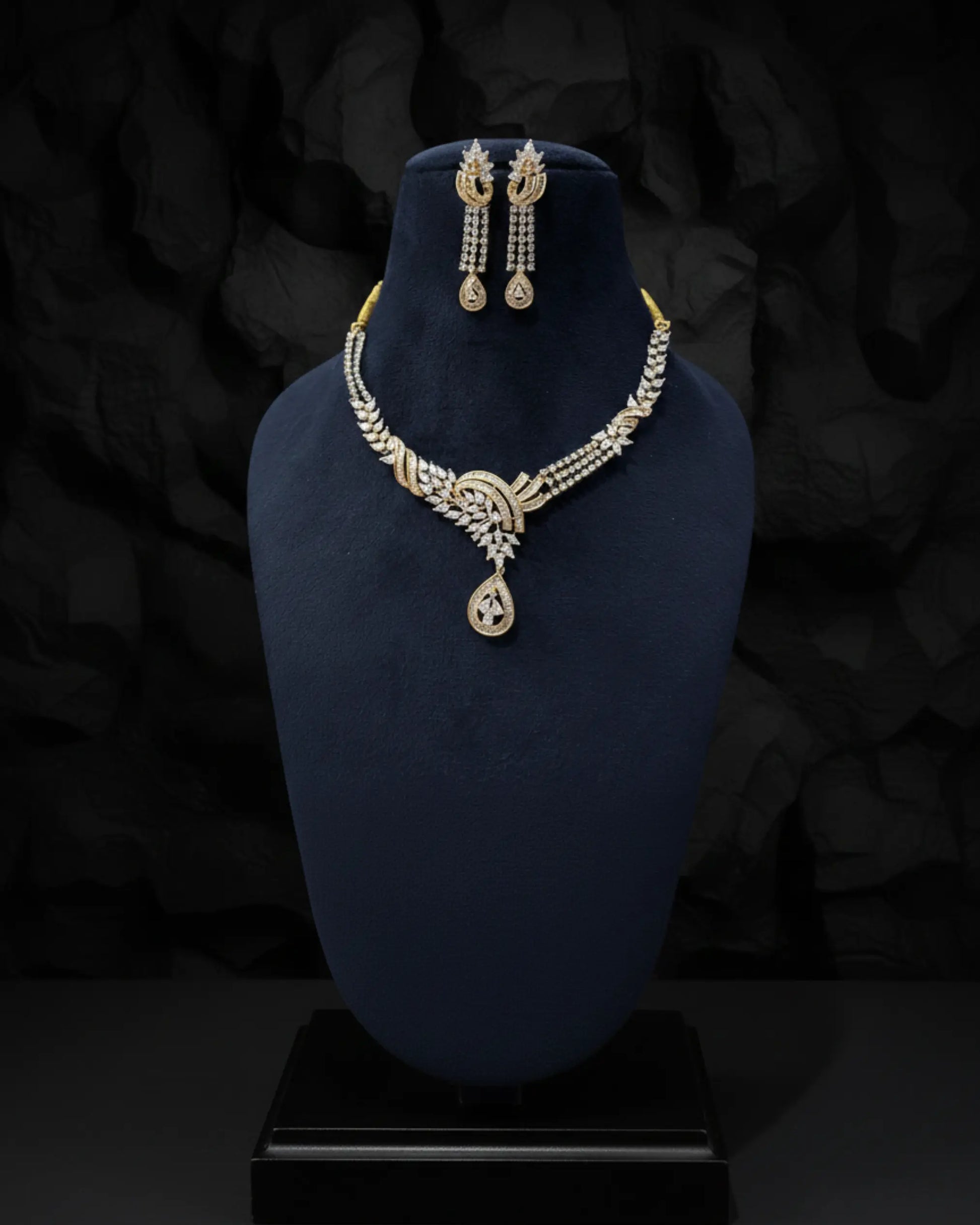 Vireya Classic AD Necklace Set Zestro