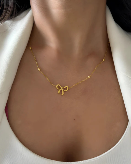 Bow Necklace