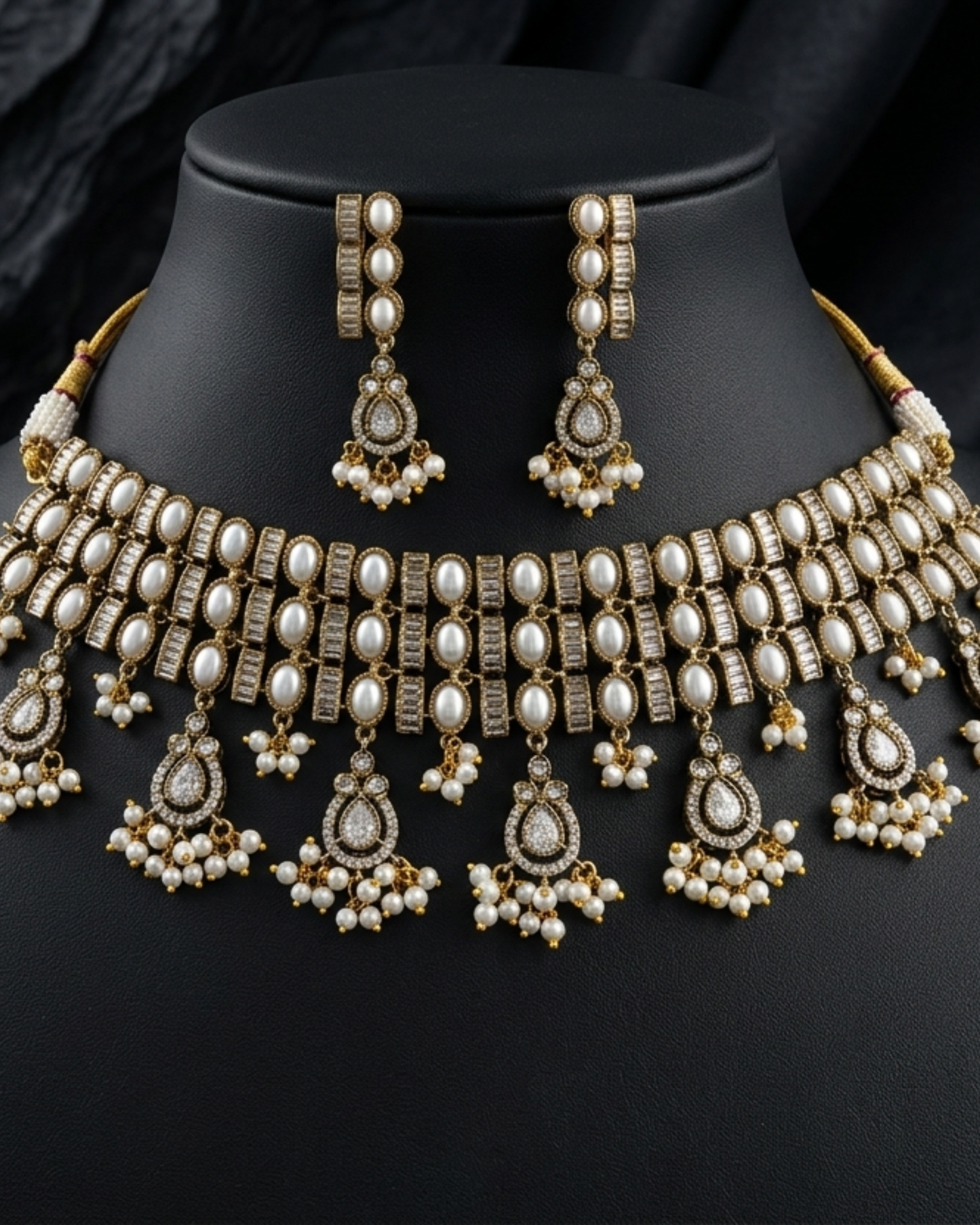 Adaa Kundan Choker
