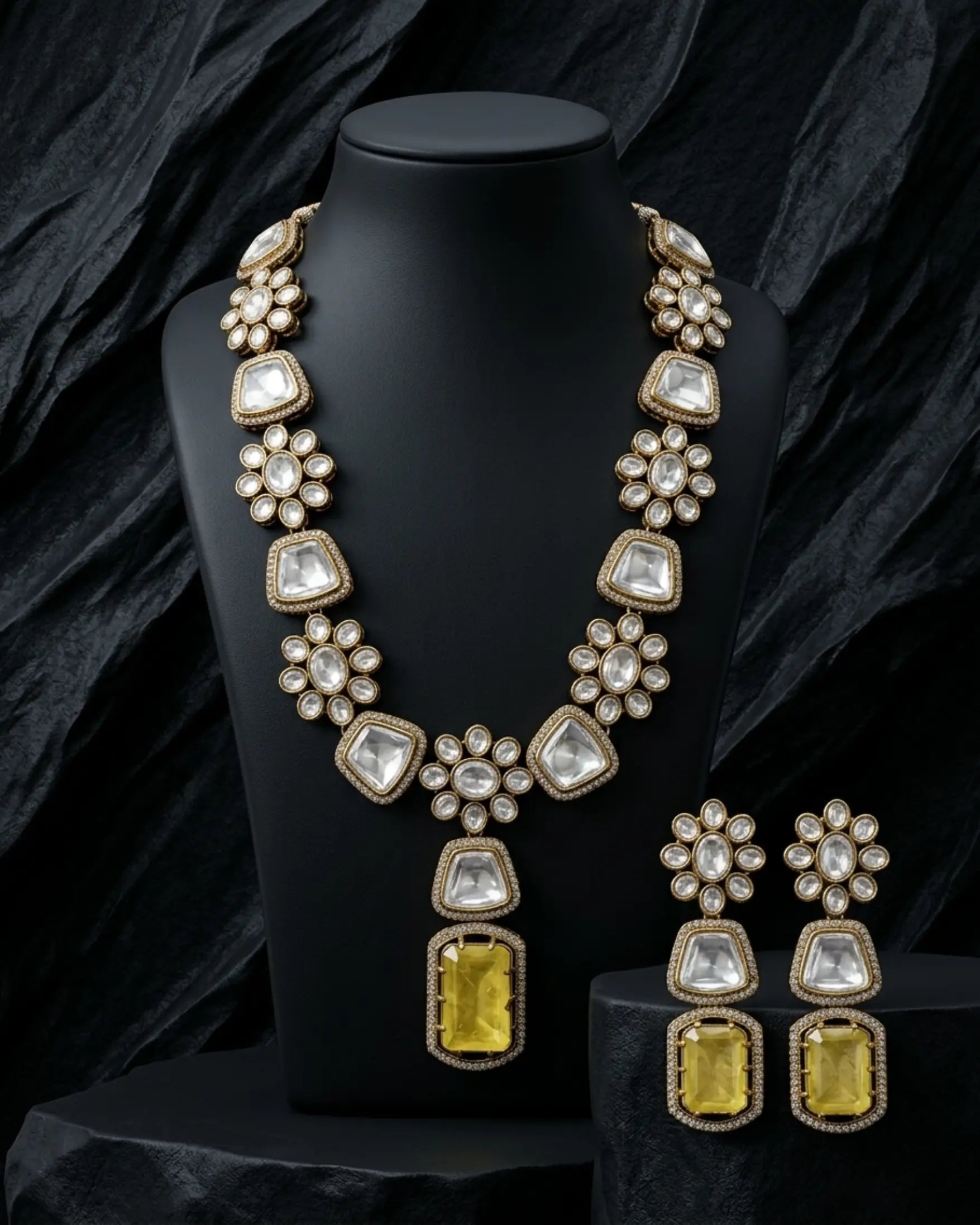 Noor-e-Raag Kundan Set Zestro