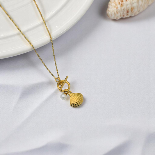 Golden Shell Necklace