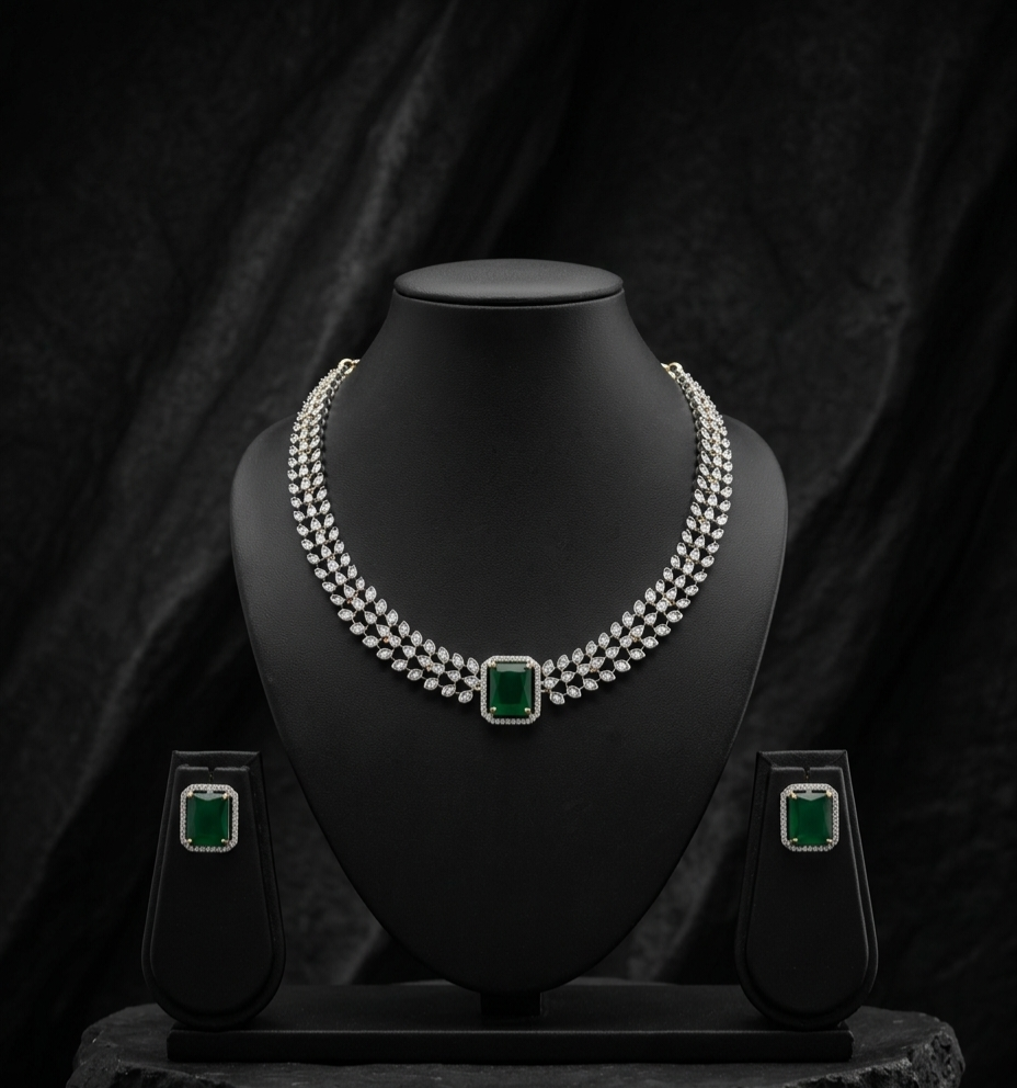 Naavi AD Necklace Set