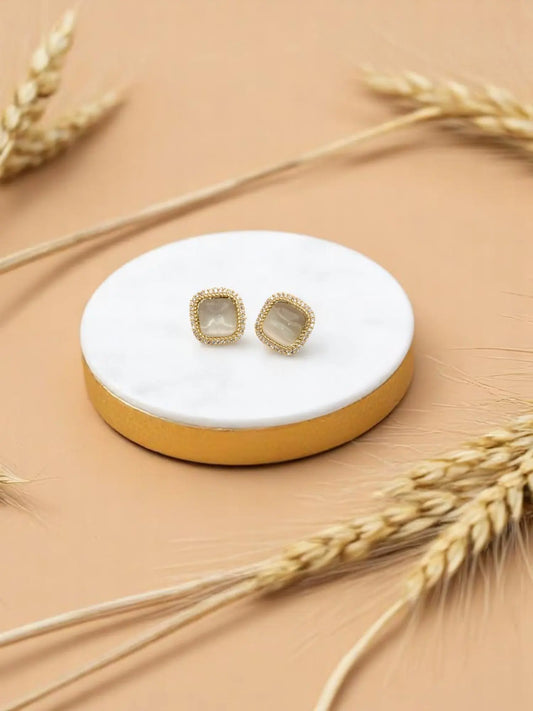 Sola Studs Zestro